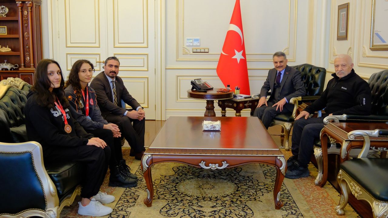 Yozgatlı sporcular, Antalya'da dikkat çeken başarıya imza attı