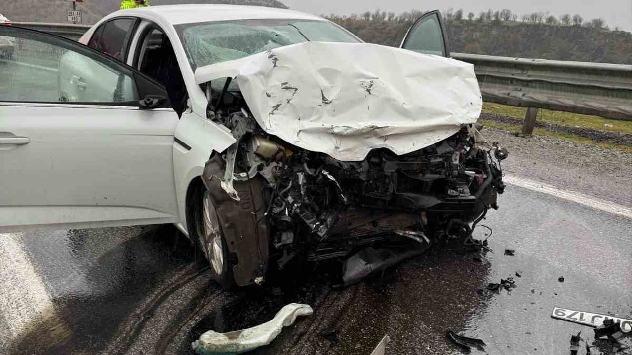 Bitlis’te trafik kazası: 1 ölü, 1 yaralı
