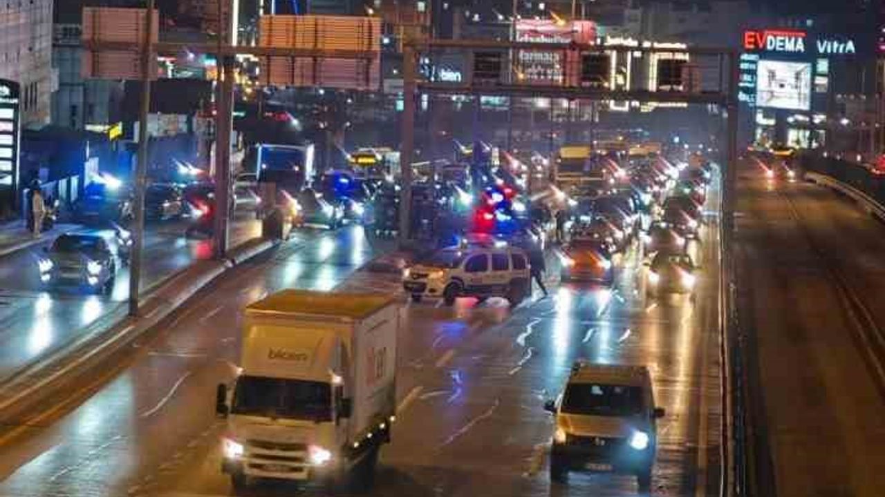 Esenyurt’ta polisten kaçan alkollü sürücü Avcılar’da yakalandı