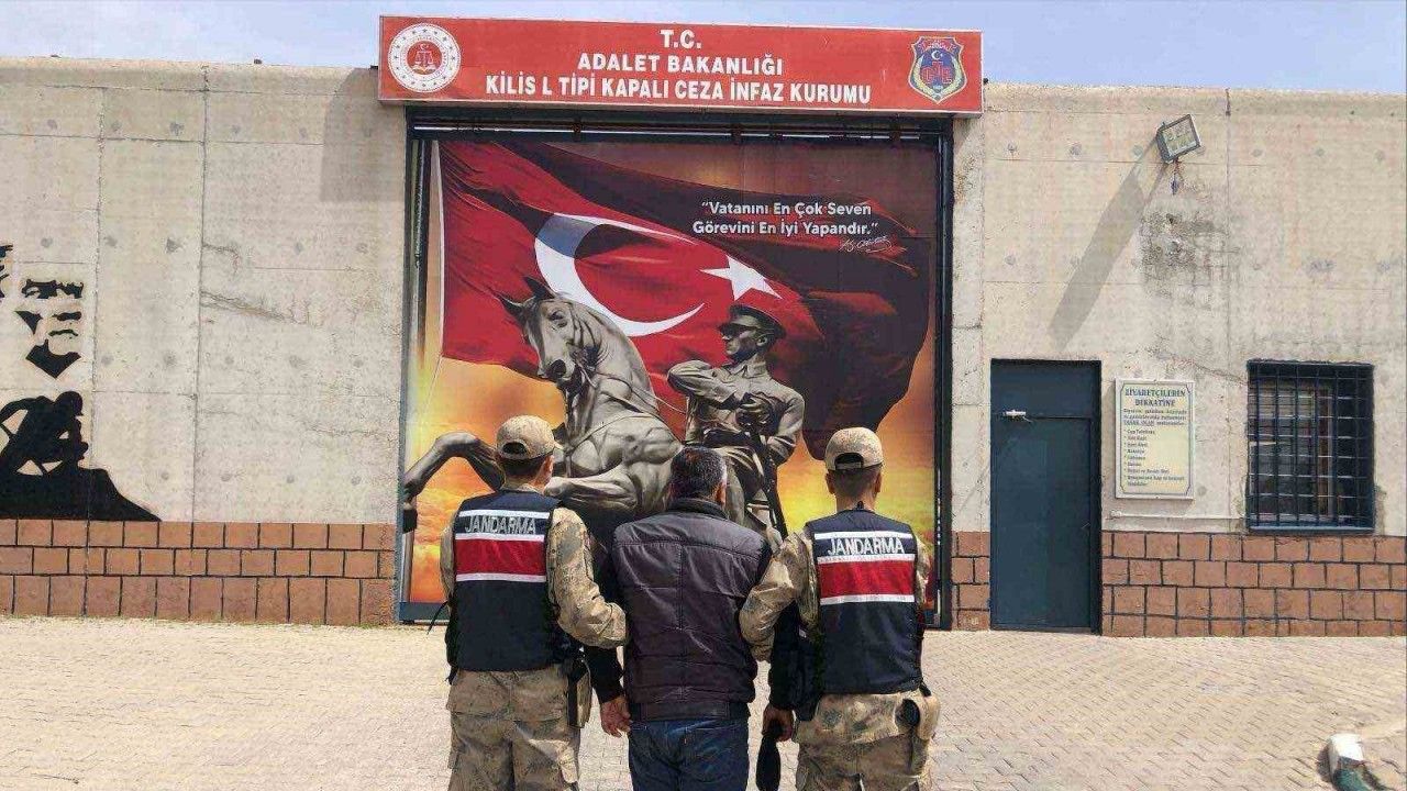 Kilis’te dolandırıcılık ve hırsızlık suçundan aranan şahıs yakalandı