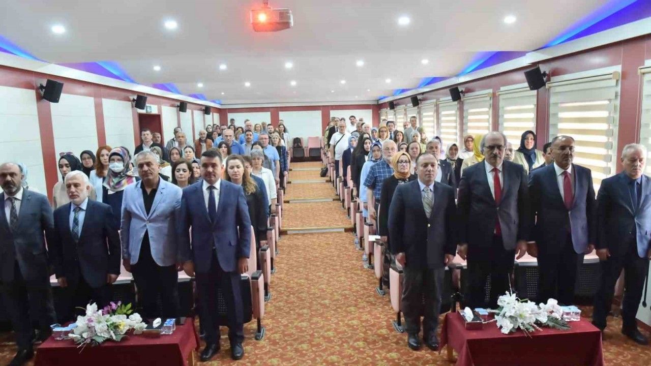 Erzurum’da "Öğrencilerin söz varlığının tespiti, geliştirilmesi ve izlenmesi" çalıştayı