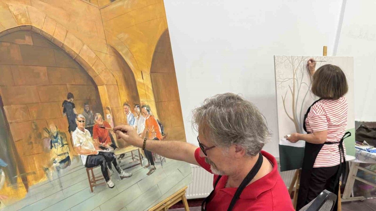 Çorum’da düzenlenen Uluslararası Resim Çalıştayı başladı