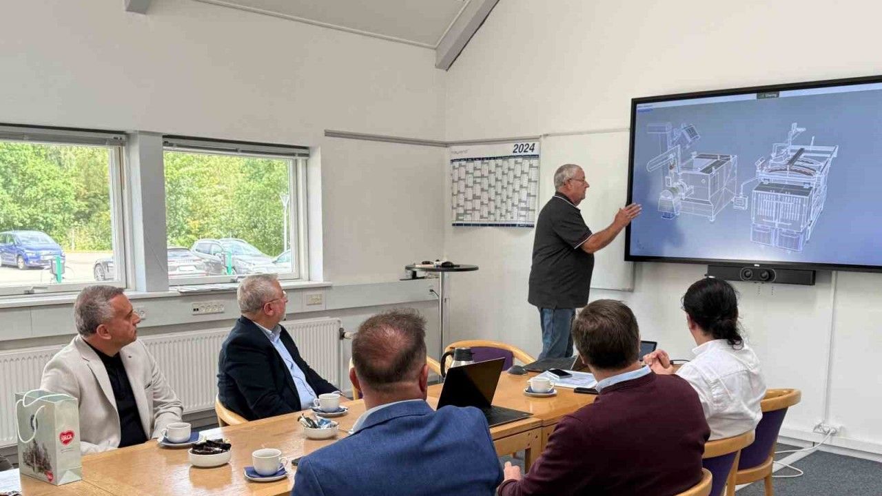 Çorum’da kurulacak yaş mama tesisi için Danimarka’da incelemelerde bulunuldu