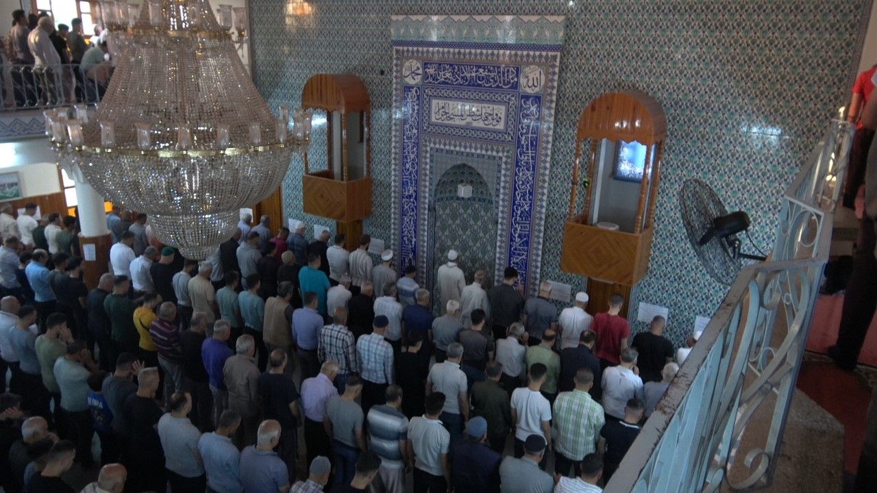 Kilis’te Kurban Bayramı sevinci: Camiler doldu