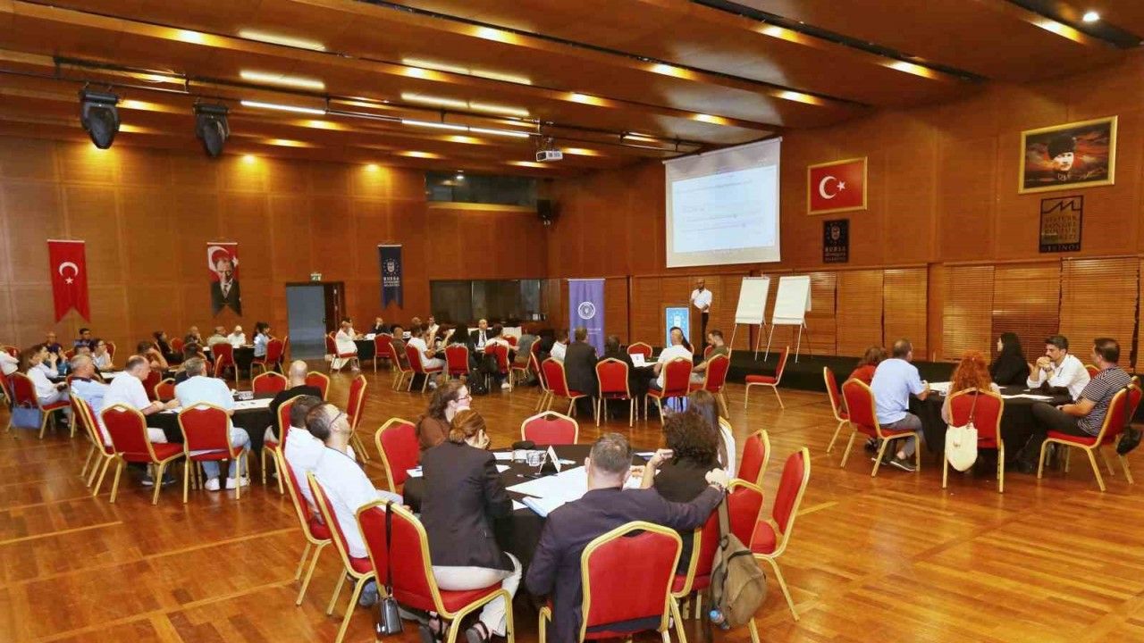 Büyükşehir’den ‘Bursa Kent Mobilyaları Tasarım Çalıştayı’