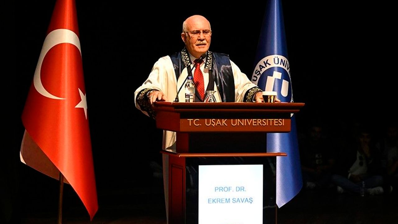 Rektör Savaş ‘Dünyanın En Etkili Bilim İnsanları’ listesinde zirveye yerleşti