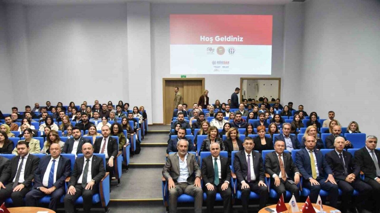 "Güç Gençte, Gelecek Gaziantep’te" projesi çalıştayı gerçekleştirildi