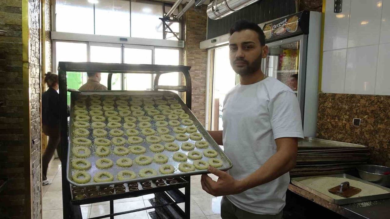 Kilis'te bayram öncesi kahke üretimi hızlandı