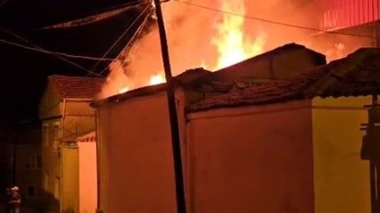 Yatağan'daki yangında yaşlı çift hayatını kaybetti