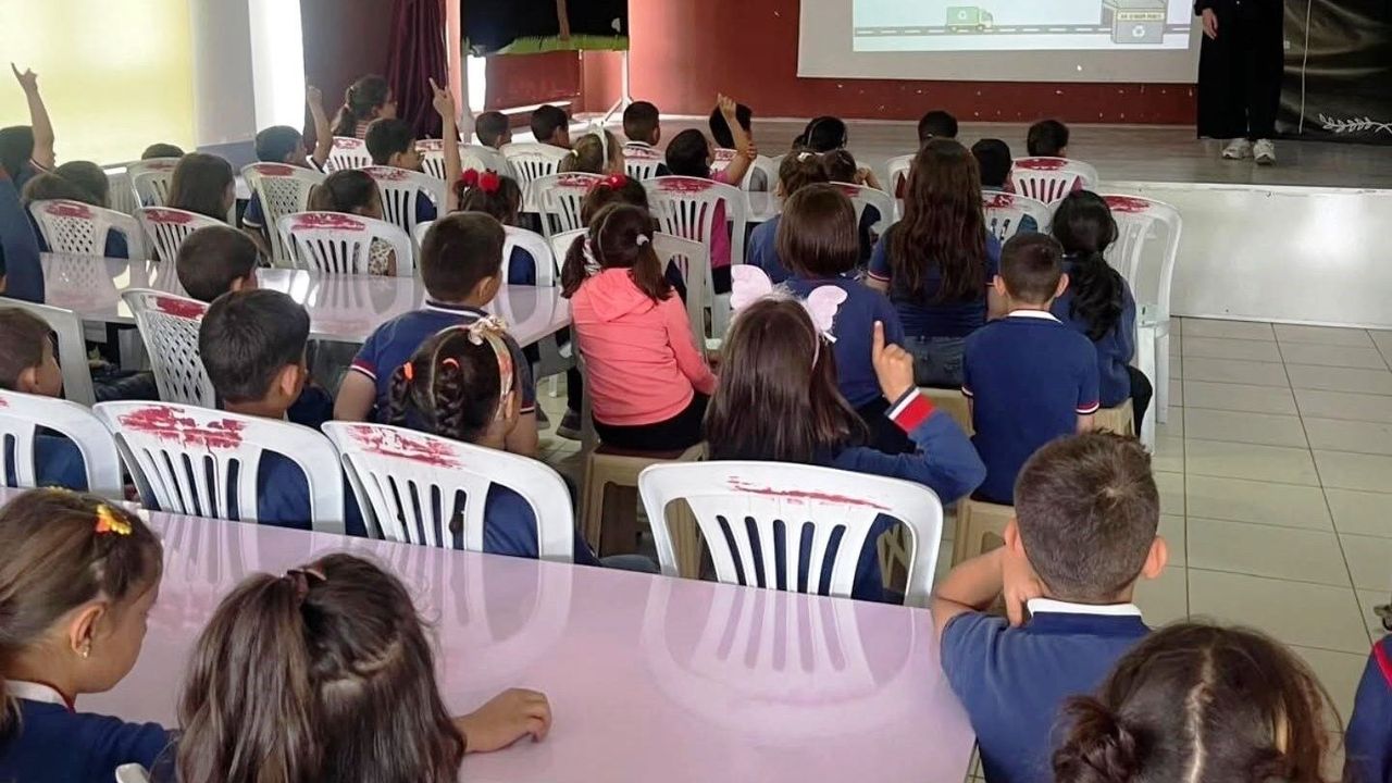 Altıntaş Zafer İlkokulu'nda çevre ve iklim bilinci eğitimi