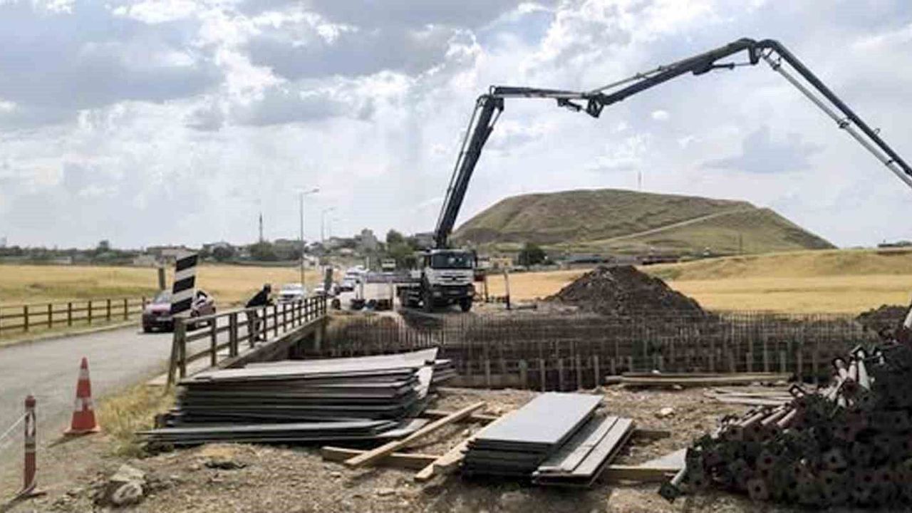 Araban'da kırsal mahalleleri ilçeye bağlayan köprüyü yenilem