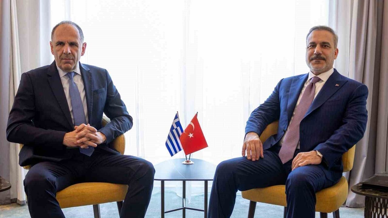 Bakan Fidan, Yunan mevkidaşı Gerapetritis ile görüştü