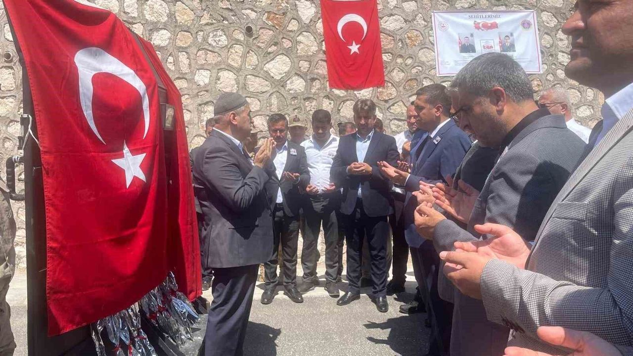 Batman'da şehit öğretmen Aybüke Yalçın ve 2 asker törenle an
