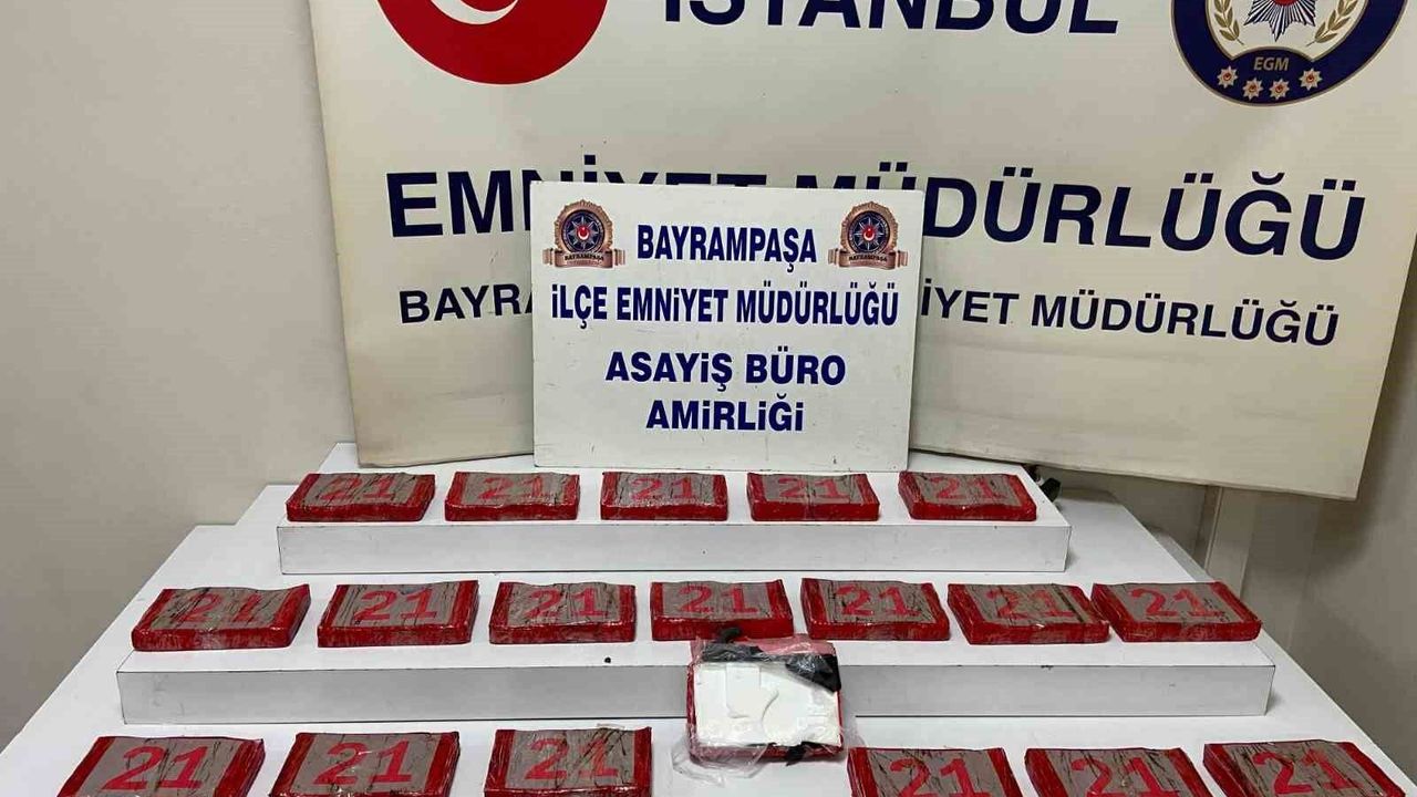 Bayrampaşa'da bir araçta 20 kilogram kokain bulundu