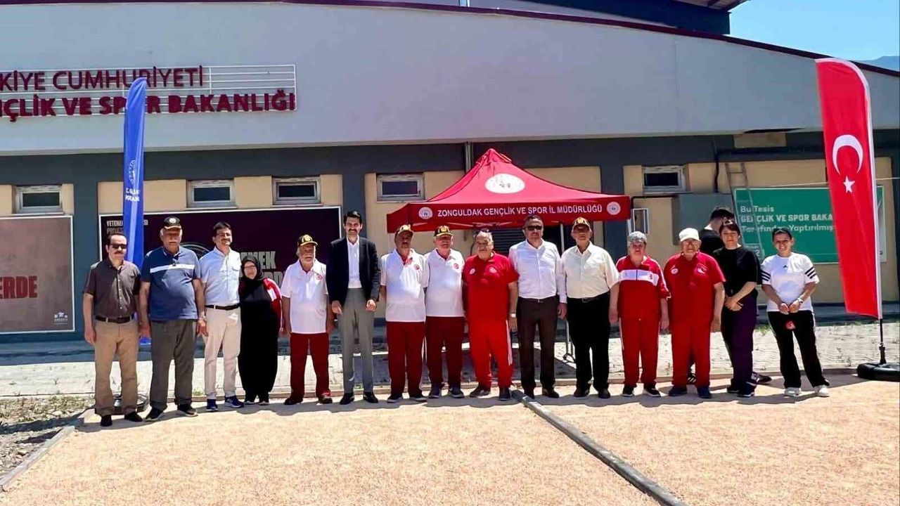Devrek'te Bocce turnuvası düzenlendi