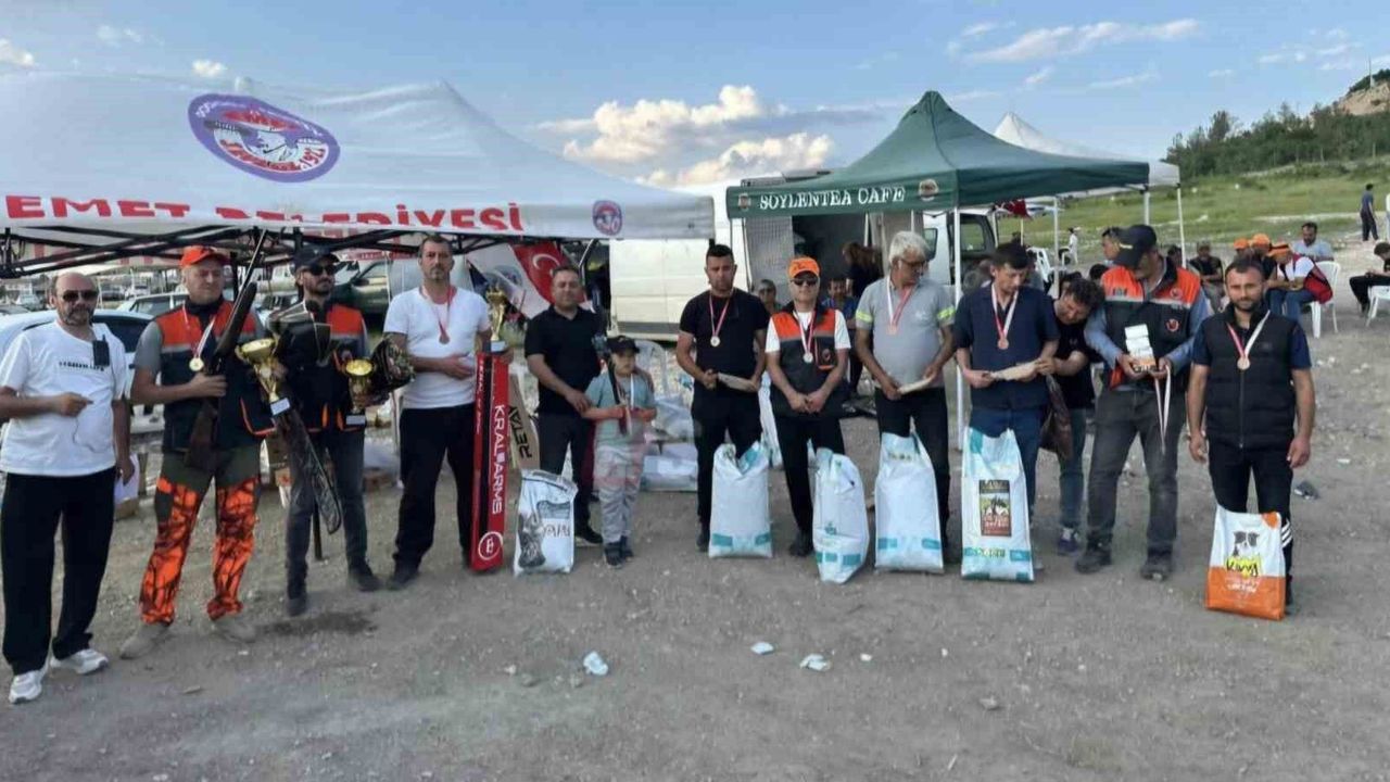 Emet'te Geleneksel Atış Şenliği yoğun katılımla gerçekleştir