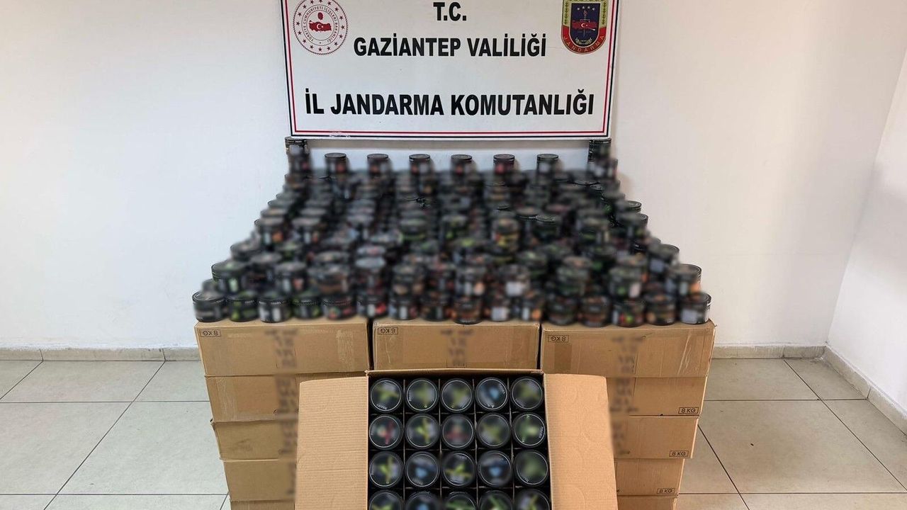 Gaziantep'te 1,8 milyon TL değerinde kaçak malzeme ele geçirildi: 3 gözaltı