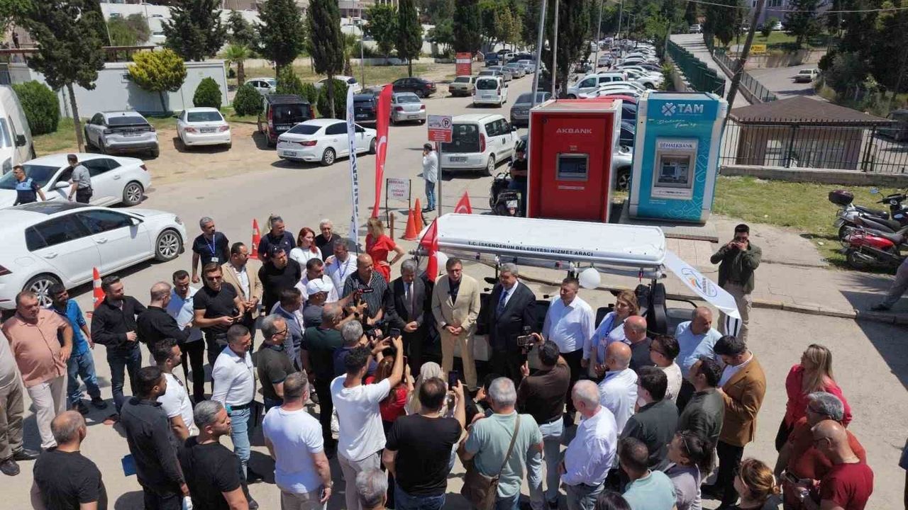 Hastaların 300 metrelik zorlu yoluna İskenderun Belediyesi'n