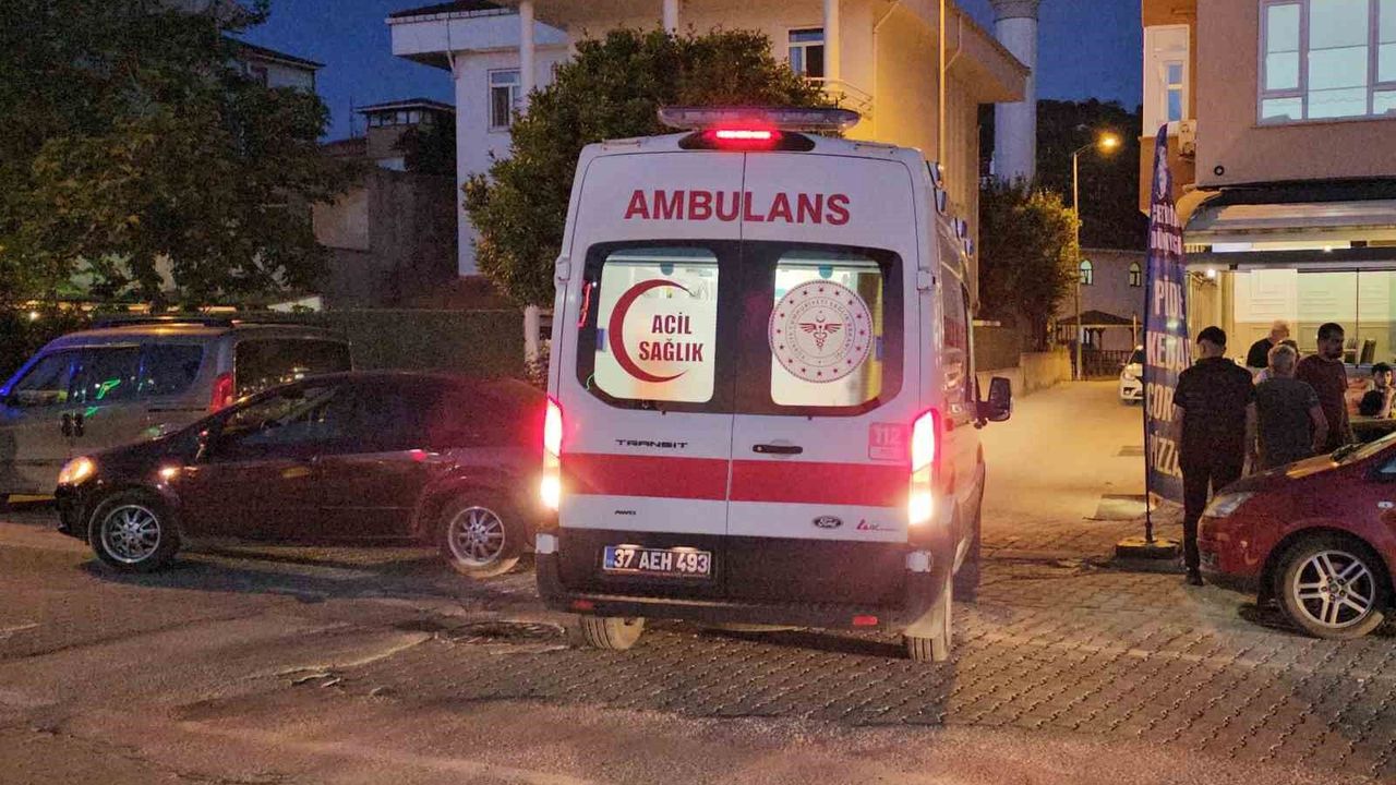 Kastamonu'da motosiklet ile otomobil çarpıştı: 1 yaralı