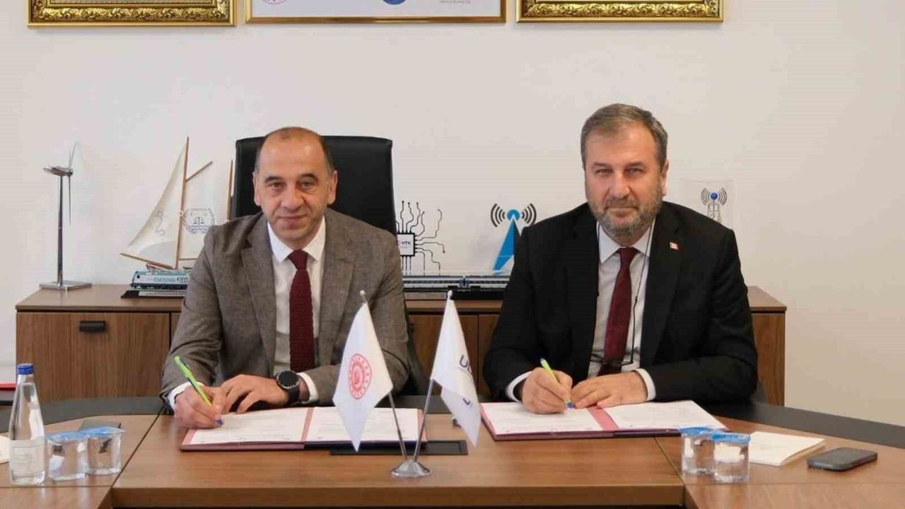KBÜ'de tren sürüş simülatörü projesi başlatıldı