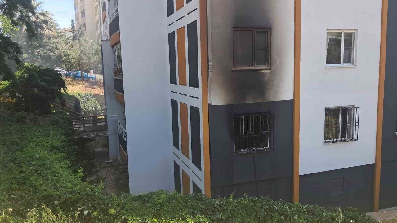 Kilis'te korkutan yangın: 4 kişi hastaneye kaldırıldı