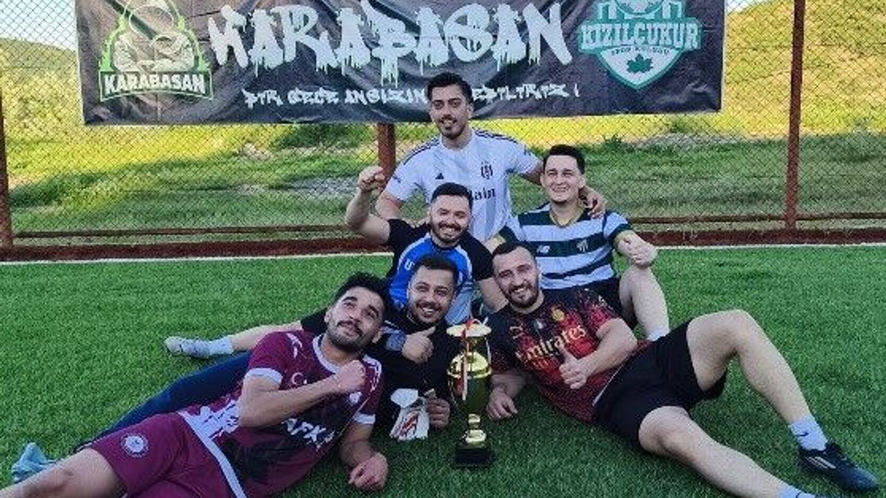 Kızılçukur Köyü'nde futbol turnuvası gerçekleştirildi