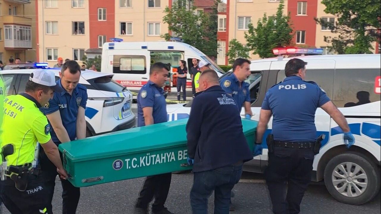 Kütahya'da feci kaza: 1 ölü, 2 yaralı