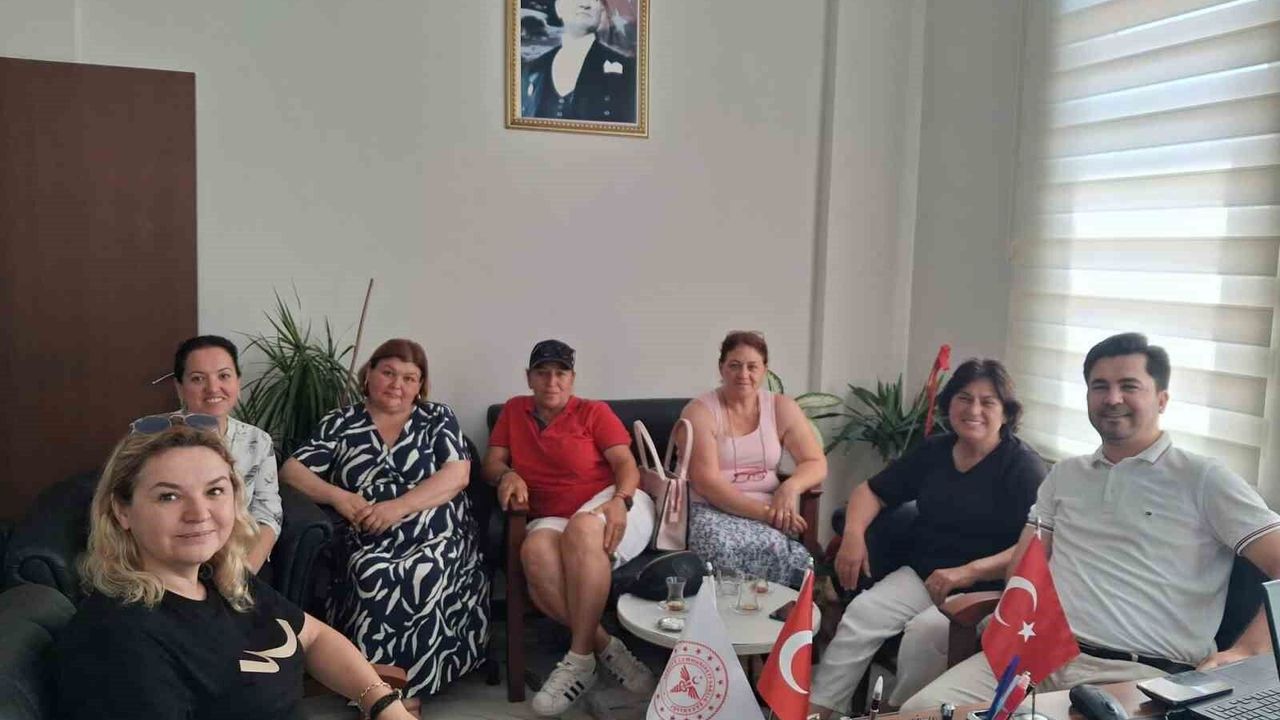 Marmaris'te kadın muhtarlara anne ve çocuk sağlığı eğitimi