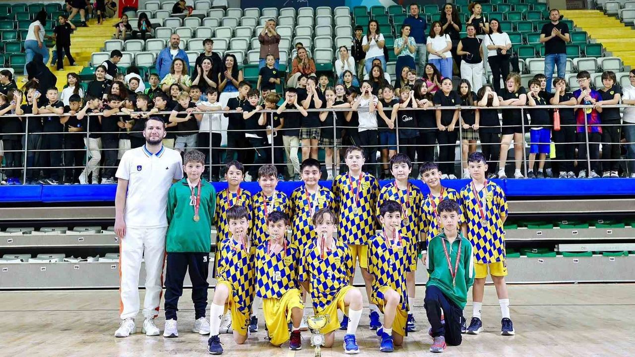 MTK Koleji'nde spor ve sanata yapılan yatırımlar başarıyla t