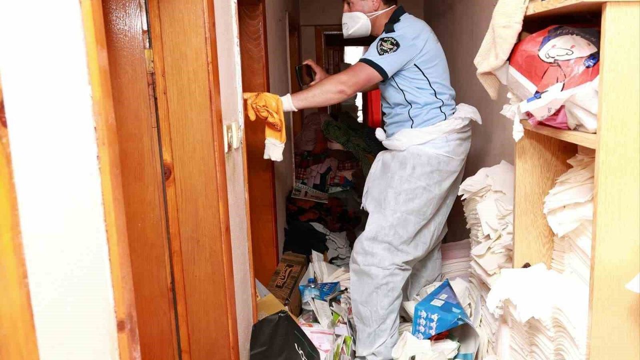Osmangazi'de çöp ev sorununa anında müdahale