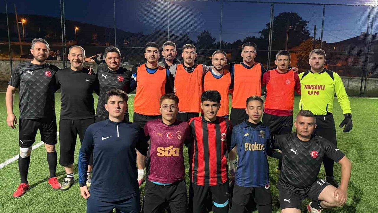Tavşanlı'da geleneksel turnuvanın şampiyonu Derbent oldu