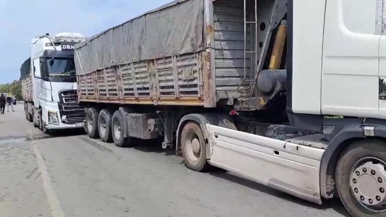 Tırlar çarpıştı facianın eşiğinden dönüldü