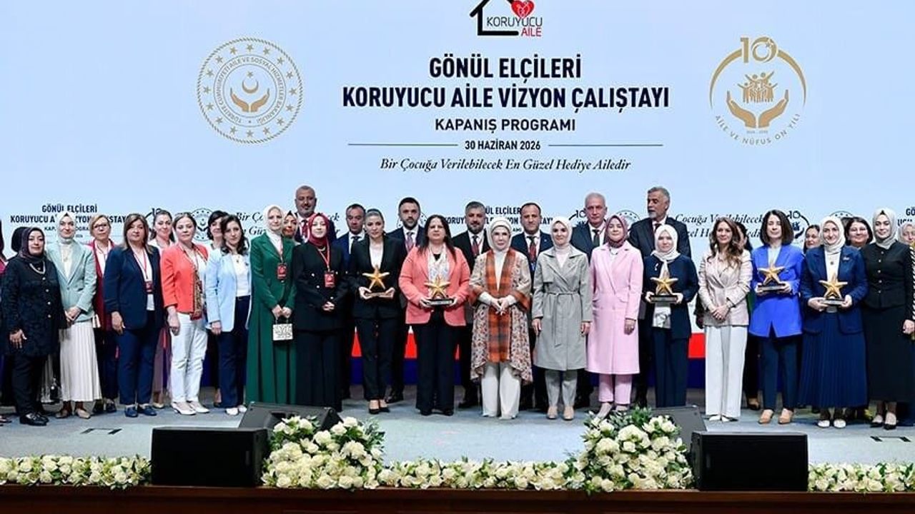 Doç. Dr. Şenay Yılmaz, 'Gönül Elçileri Koruyucu Aile Vizyon Çalıştayı'na katıldı