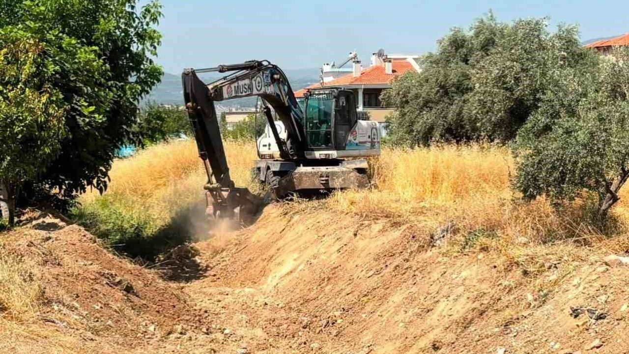 MUSKİ'den Yatağan'da dere temizliği