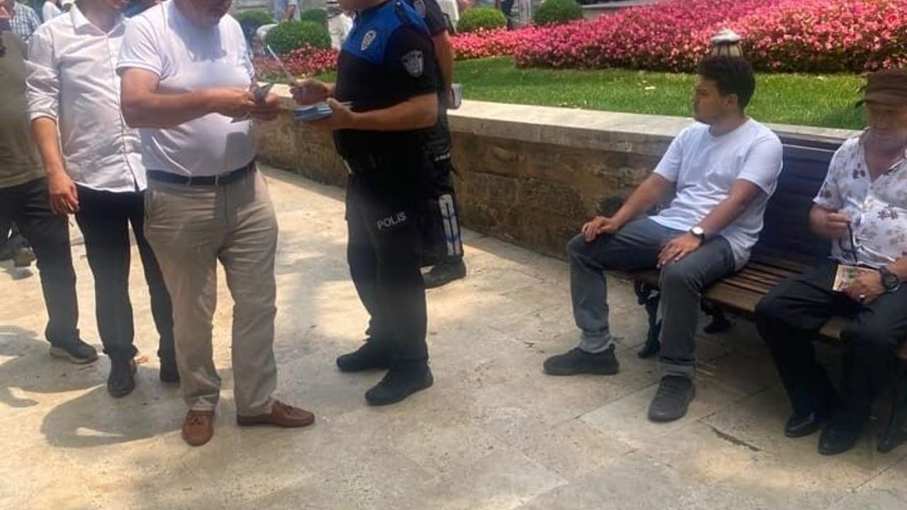Bursa'da polisten vatandaşlara güvenlik bilgilendirmesi