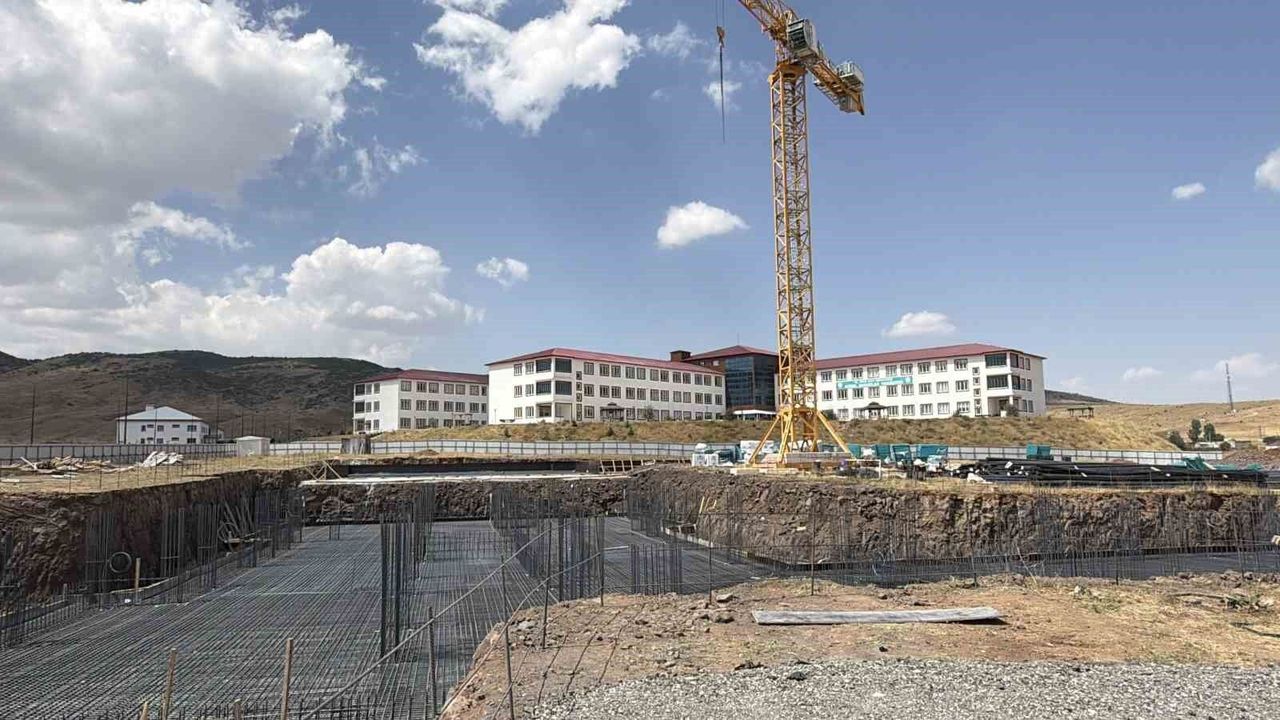Çapa'da eğitim ve 50 bin TL burs alacak öğrenciler için Bitlis'te eğitim yatırımları şekilleniyor
