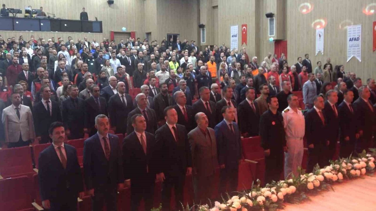 Yalova'da İl Afet Risk Azaltma Planı çalıştayı başladı