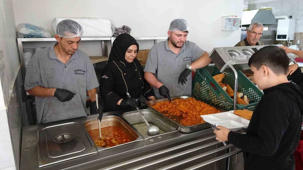 Sorgun'da aşevleri durmaksızın çalışıyor