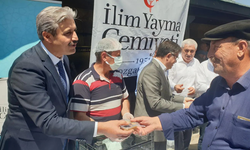İlim Yayma Cemiyeti aşure dağıttı