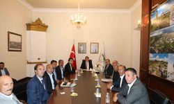 Kars Valisi muhtarları ağırladı