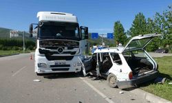 Tokat’ta tır ile otomobil çarpıştığı kazada 1 kişi hayatını kaybetti