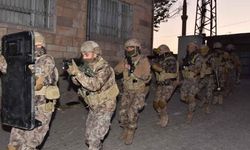 Torbacılara ağır darbe: 82 gözaltı