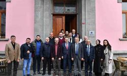 Başkan Genç, Trabzon Sanatevi’ni ziyaret etti, iki sanat merkezi yapacaklarının müjdesini verdi