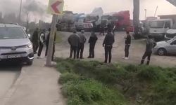 Ataşehir’de bir akaryakıt tankerinde yangın çıktı. İlk belirlemelere göre, 2’si ağır 4 kişi yaralandı.