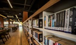 Derince Kütüphanesi 8 bin kitapla gençlere hizmet verecek