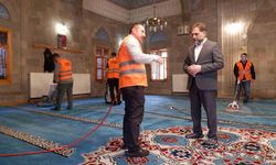 Erzurum’da camilerde Ramazan temizliği