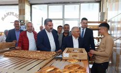 Başkan Büyükkılıç’tan Pınarbaşı’da esnaf ziyareti