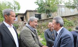 Bitlis Valisi Karaömeroğlu, şehit ailelerini ziyaret etti