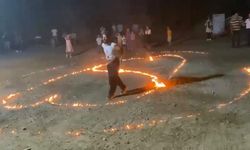 Elazığ’da çılgın davulcudan ateşli şov