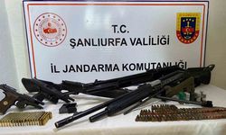 Siverek’te Jandarma ve Emniyetten ortak operasyon: Çok sayıda silah ve uyuşturucu ele geçirildi